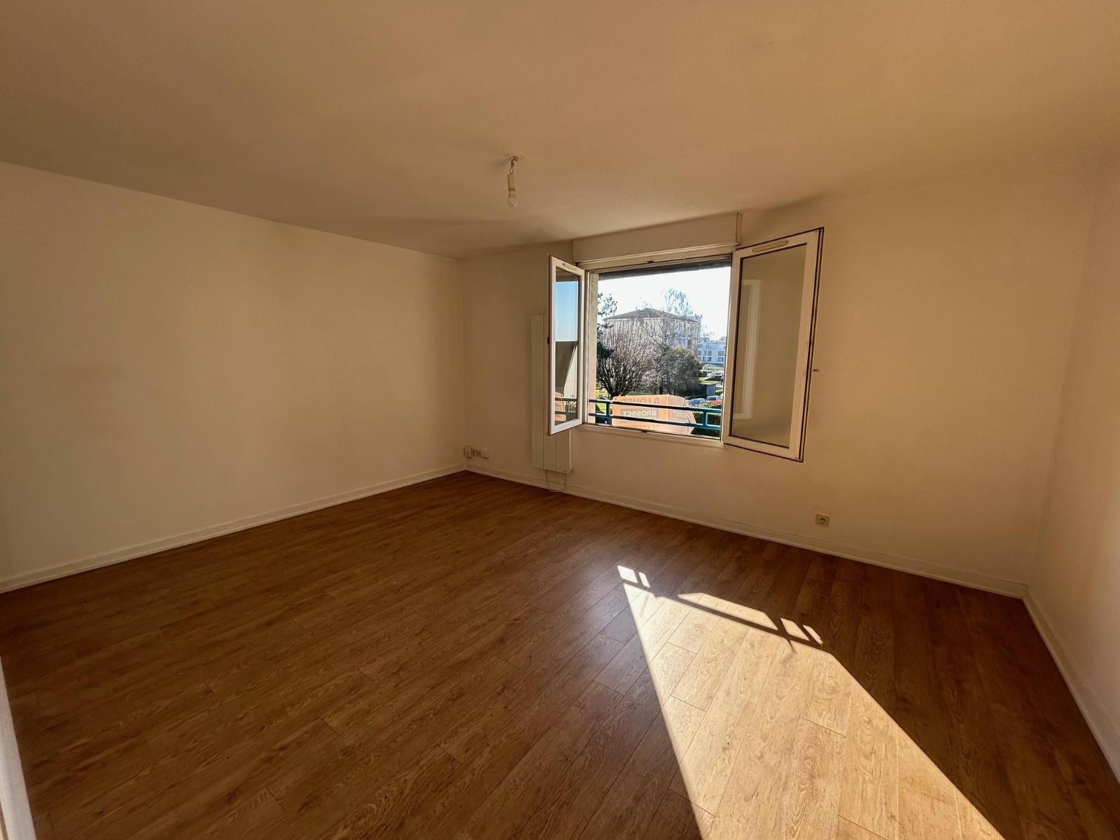Visuel 2 appartement 1 pièce 30.04 m2 La Riche