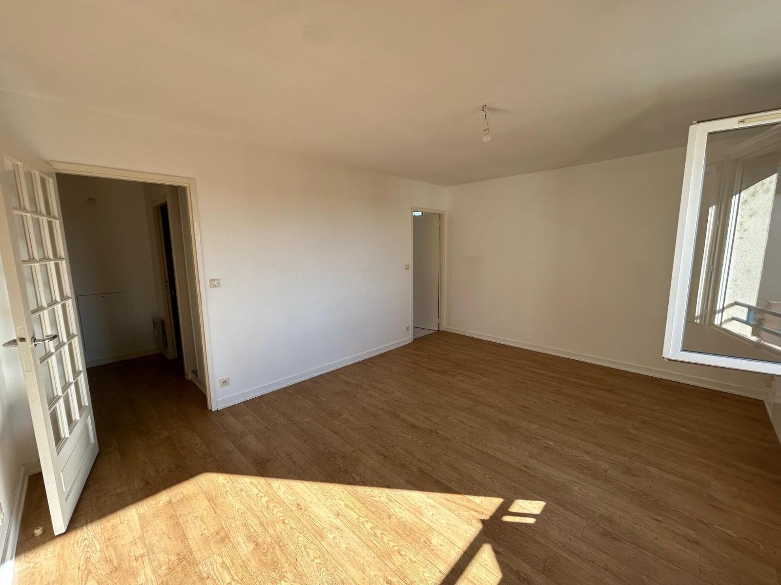 Visuel 3 appartement 1 pièce 30.04 m2 La Riche