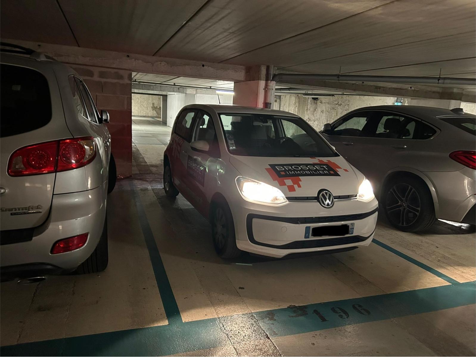 Visuel parking Tours
