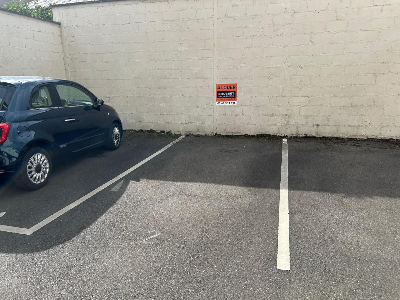 Visuel 1 parking Saint-Pierre-des-Corps