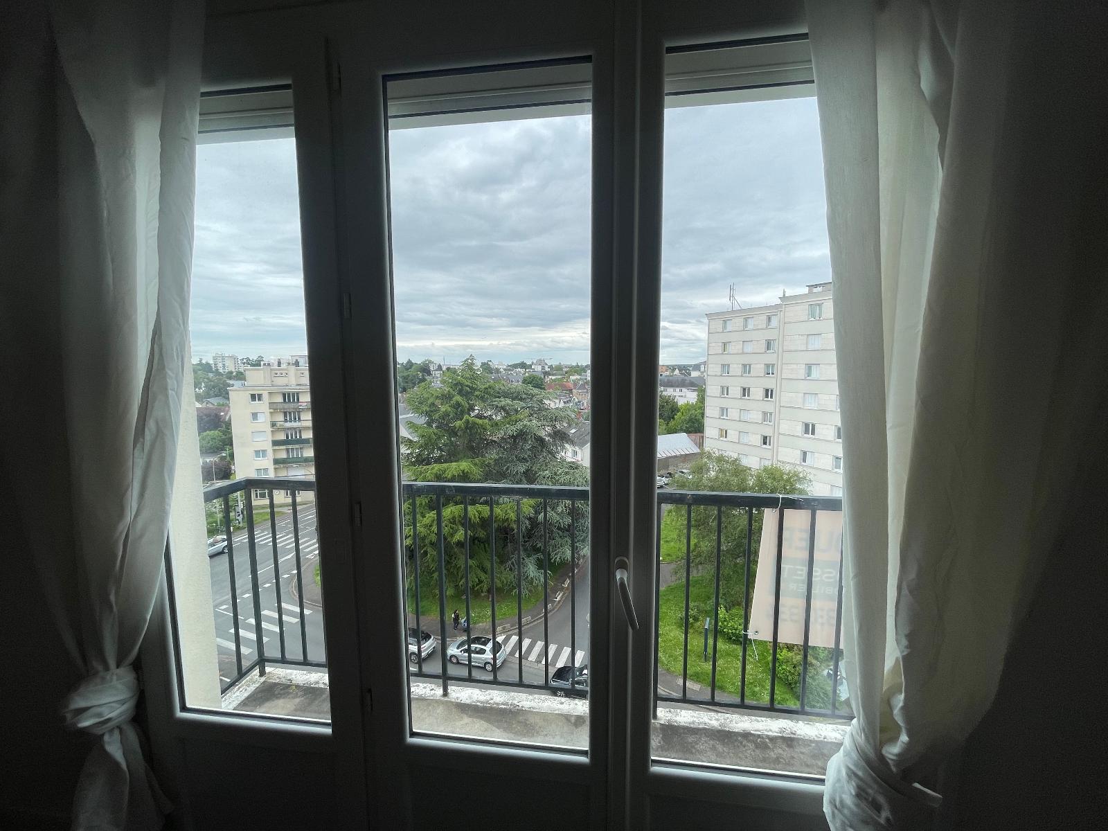 Visuel 3 appartement 1 pièce 29.67 m2 Saint-Cyr-sur-Loire