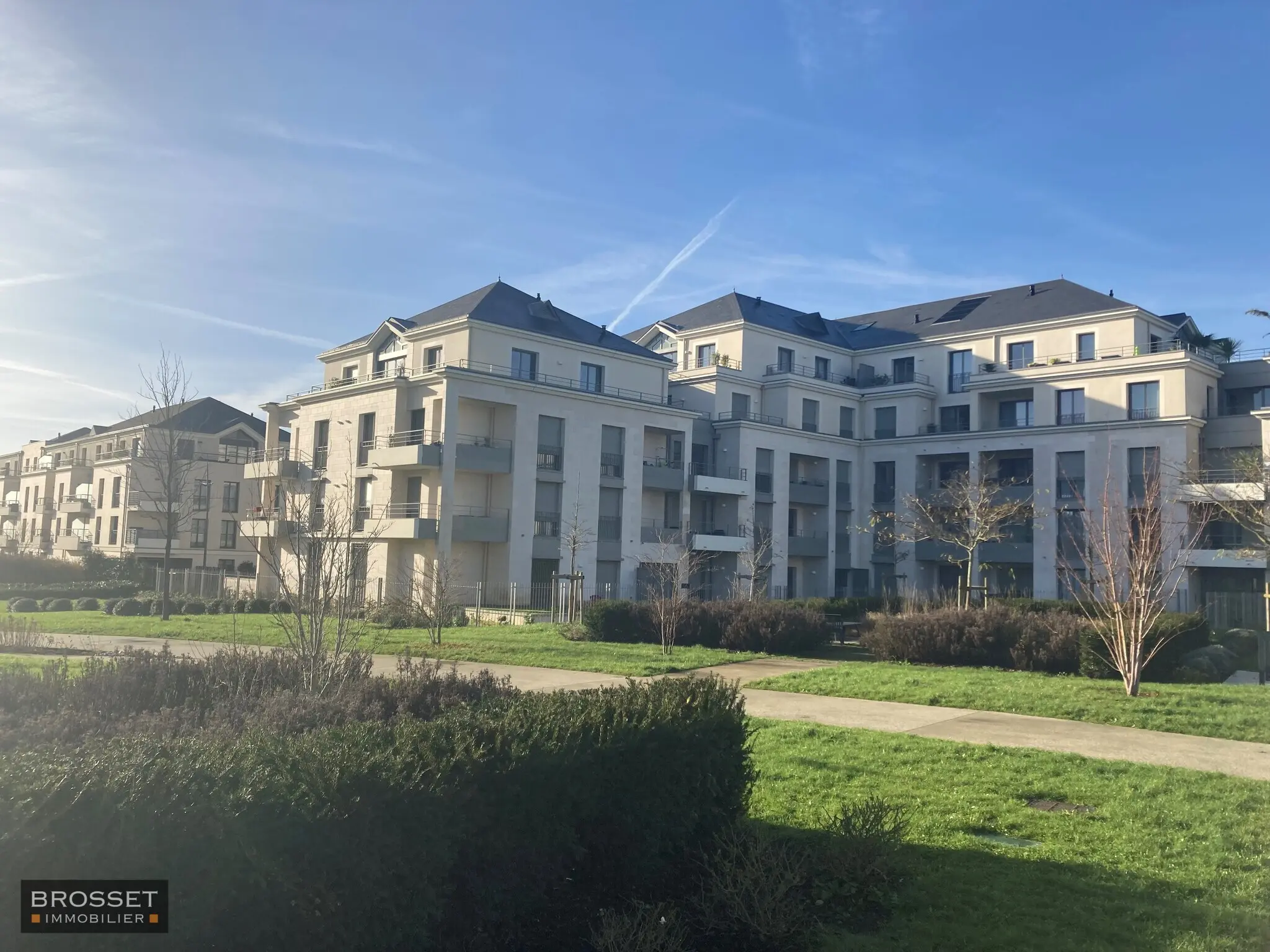 Visuel parking Saint-Cyr-sur-Loire