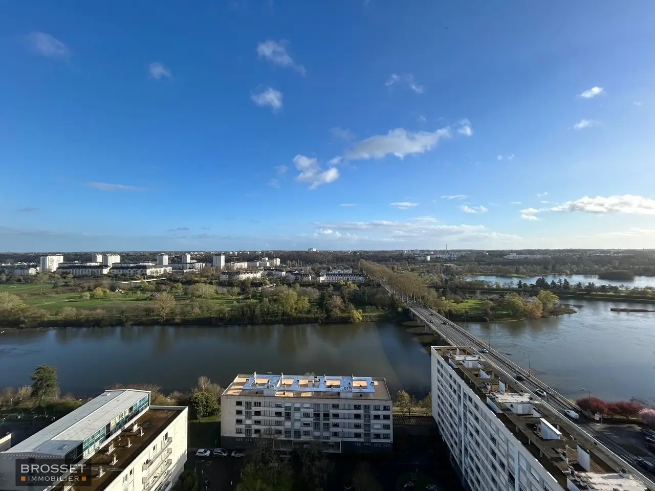 Visuel 8 appartement 4 pièces 89 m2 Tours
