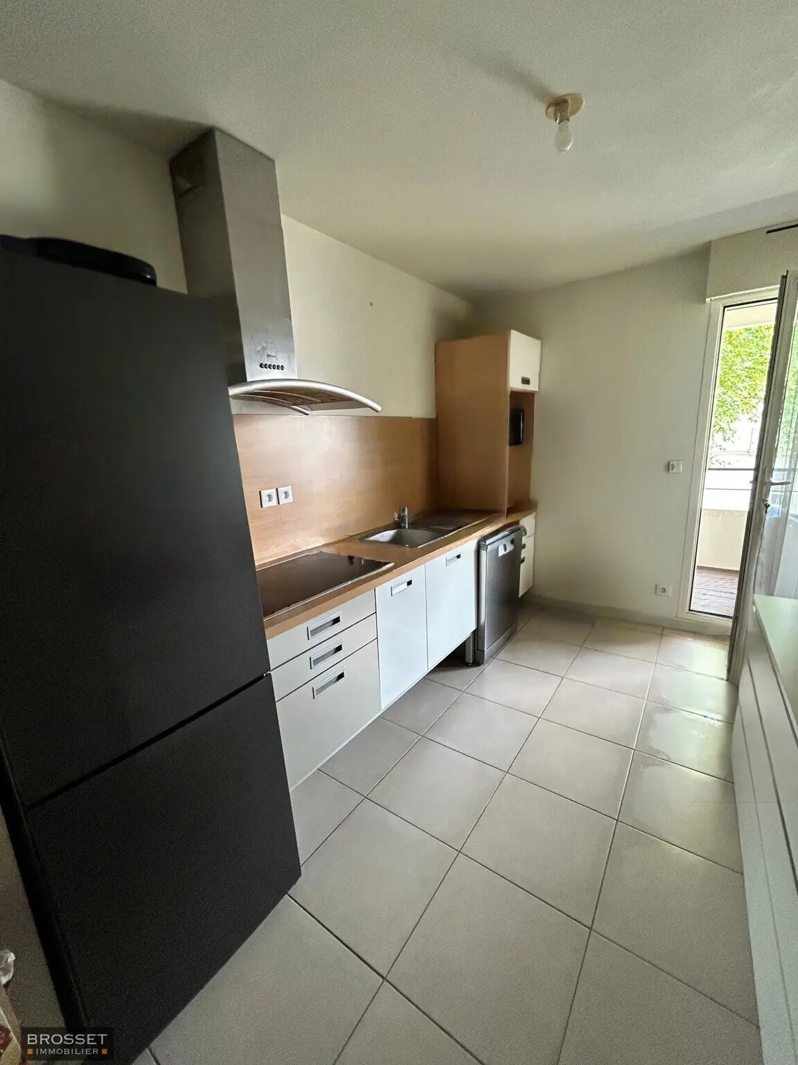 Visuel 7 appartement 4 pièces 93.43 m2 Saint-Cyr-sur-Loire