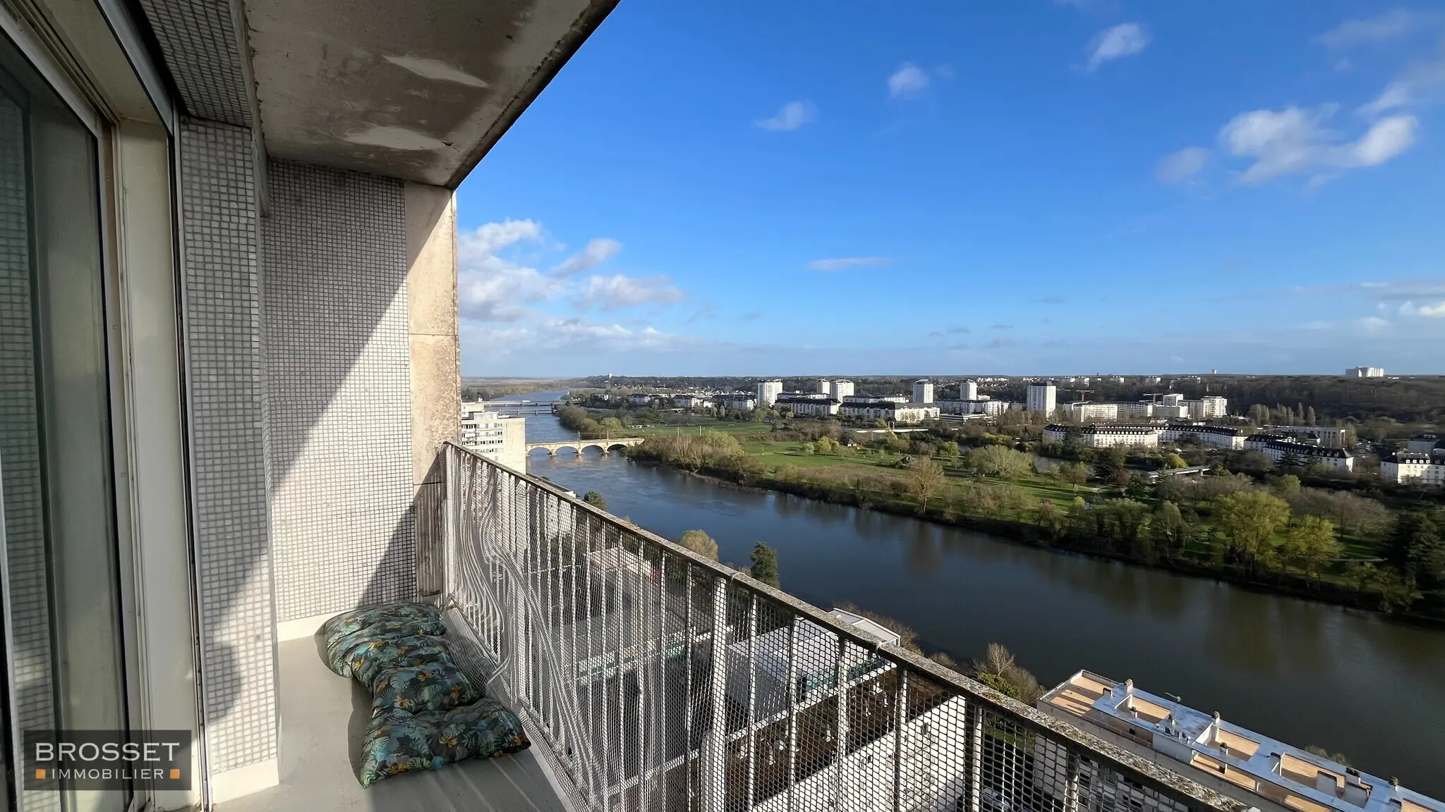 Visuel 9 appartement 4 pièces 89 m2 Tours