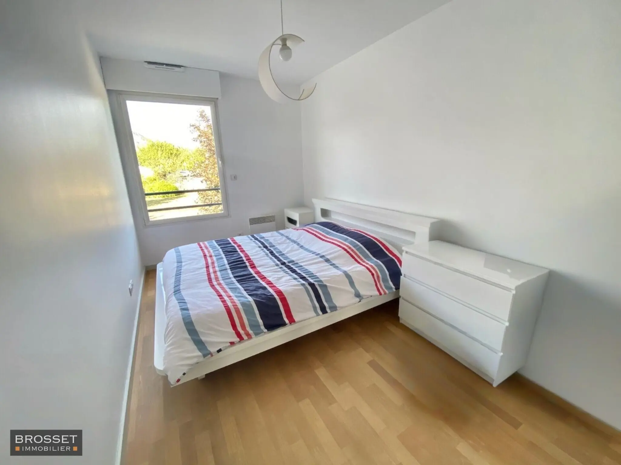 Visuel 6 appartement 4 pièces 93.43 m2 Saint-Cyr-sur-Loire