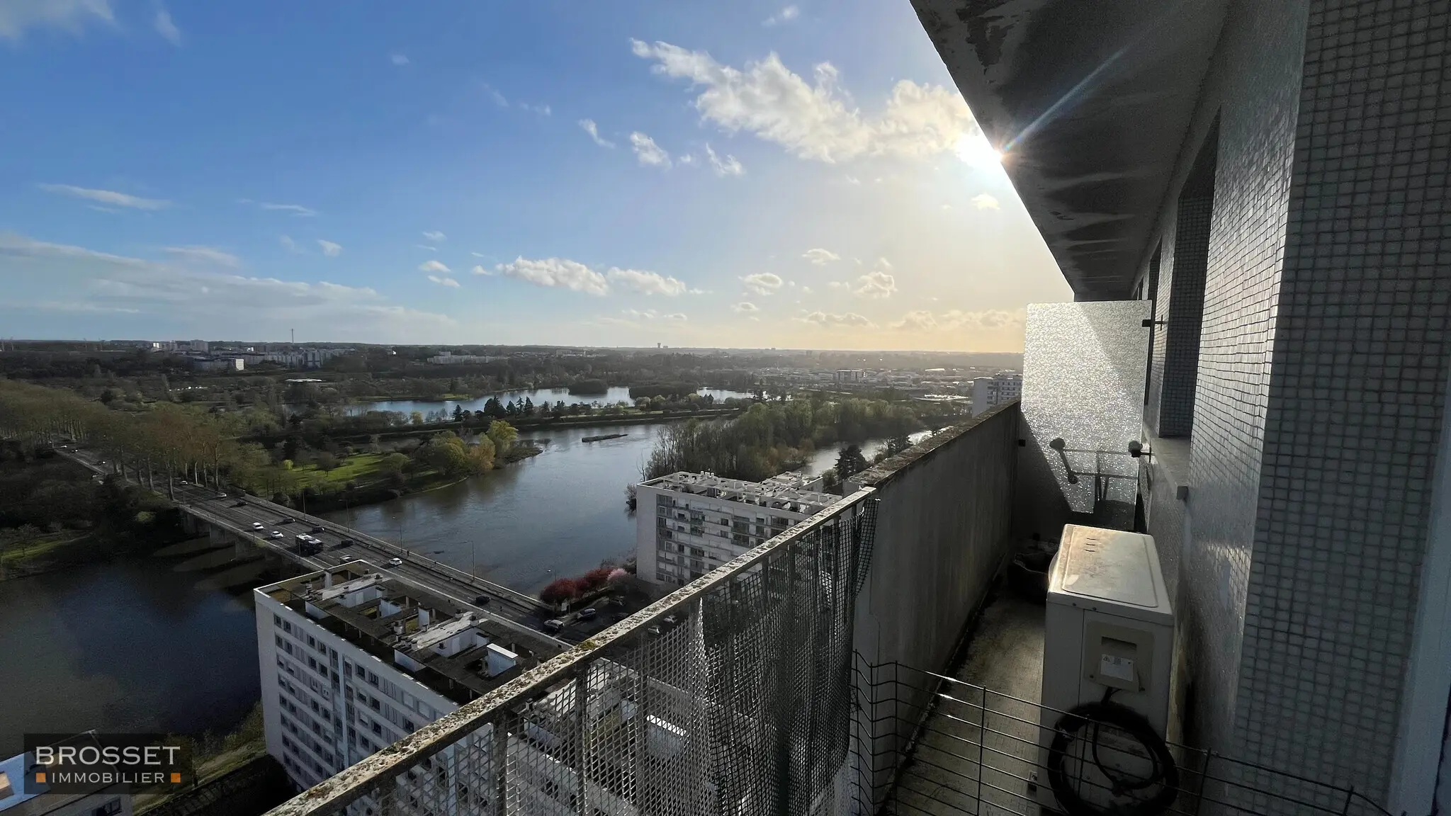 Visuel 10 appartement 4 pièces 89 m2 Tours