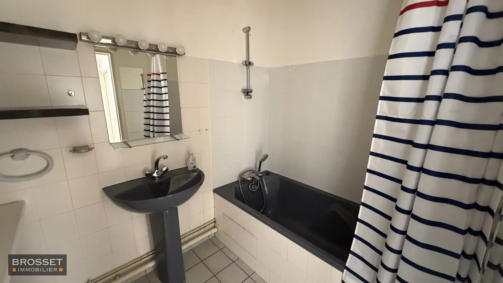 Visuel 10 appartement 3 pièces 69.85 m2 Tours