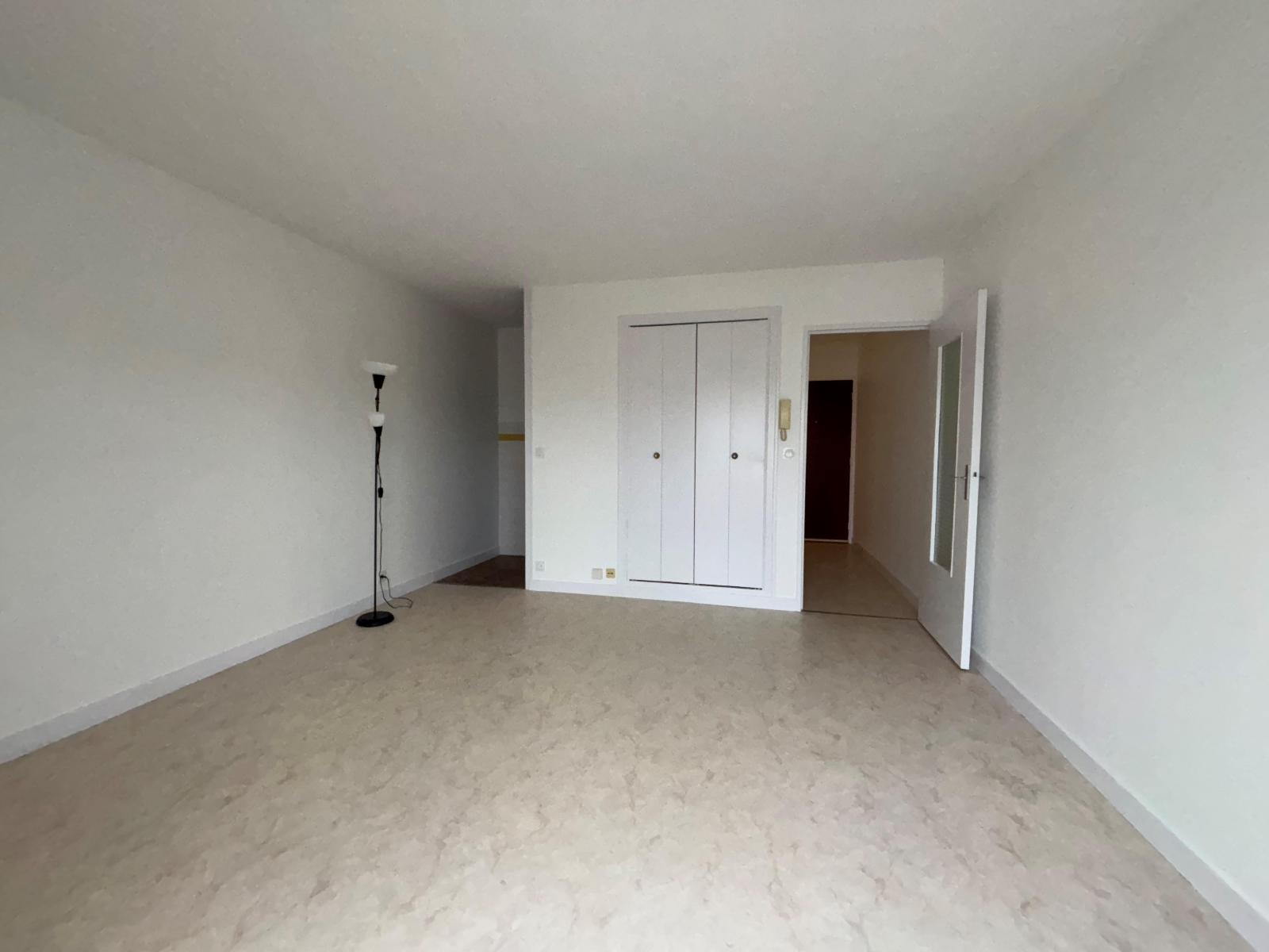 Visuel 3 appartement 1 pièce 28 m2 La Riche