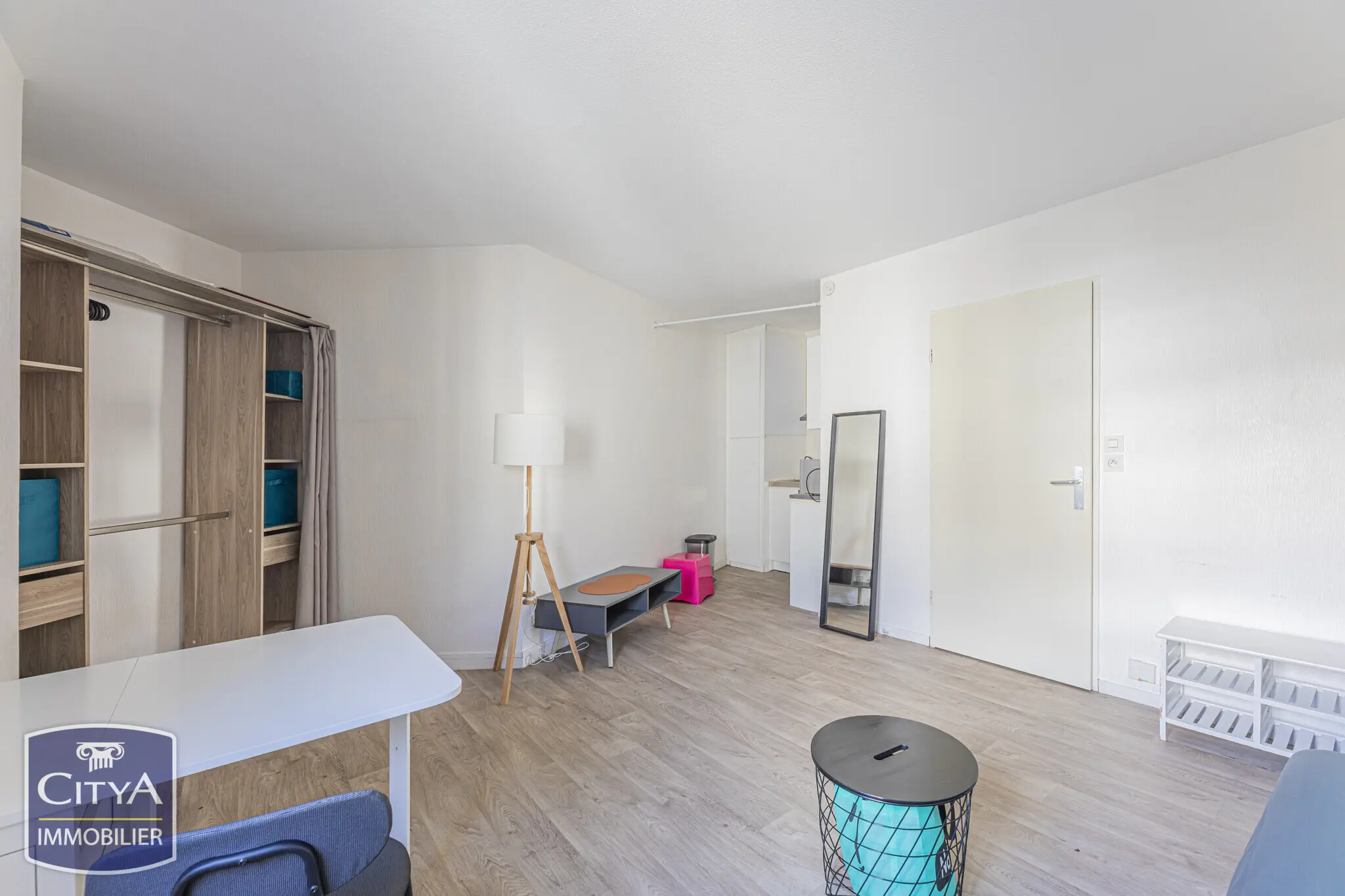 Visuel 3 appartement 1 pièce 24.27 m2 Tours