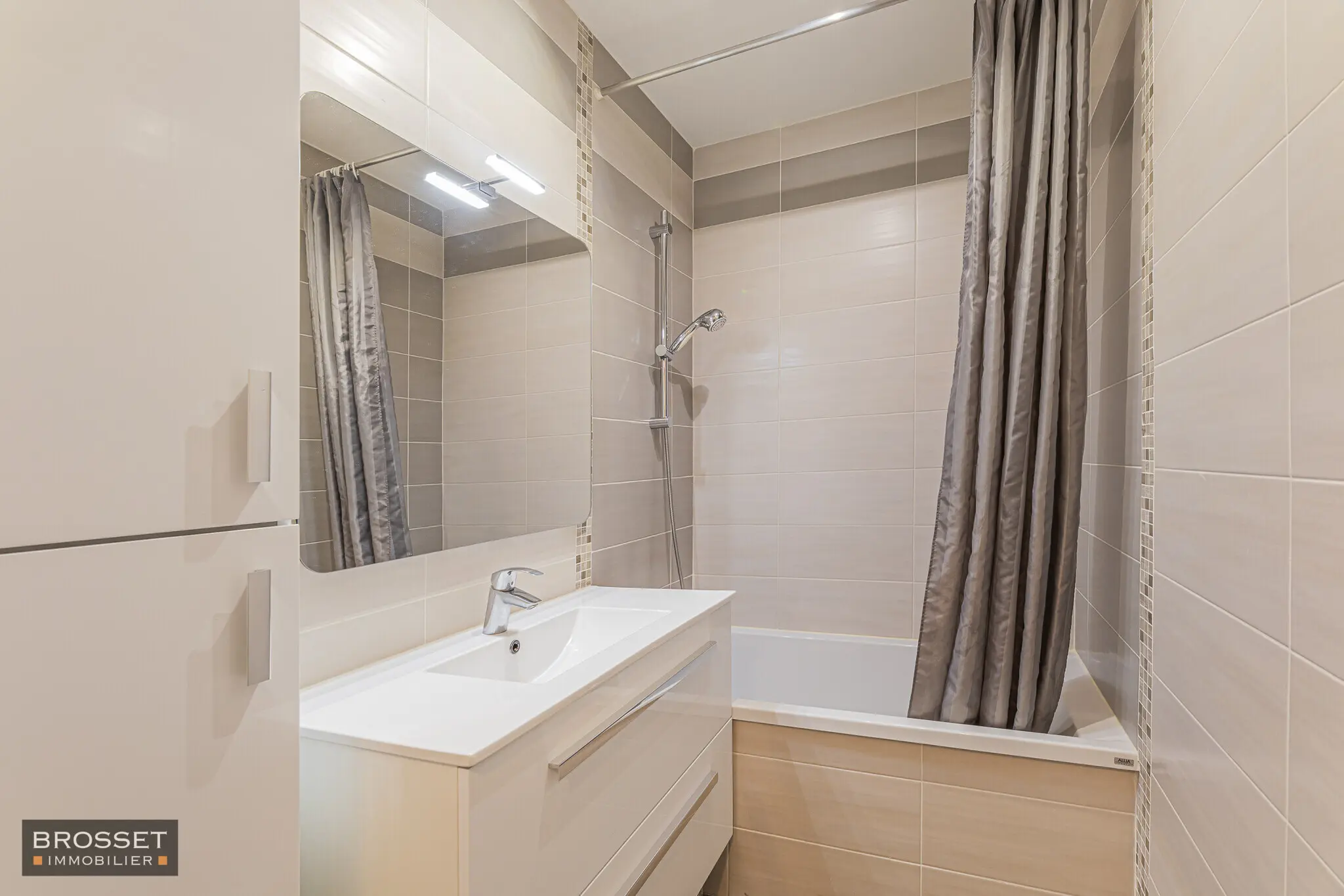 Visuel 9 appartement 5 pièces 91.14 m2 Tours