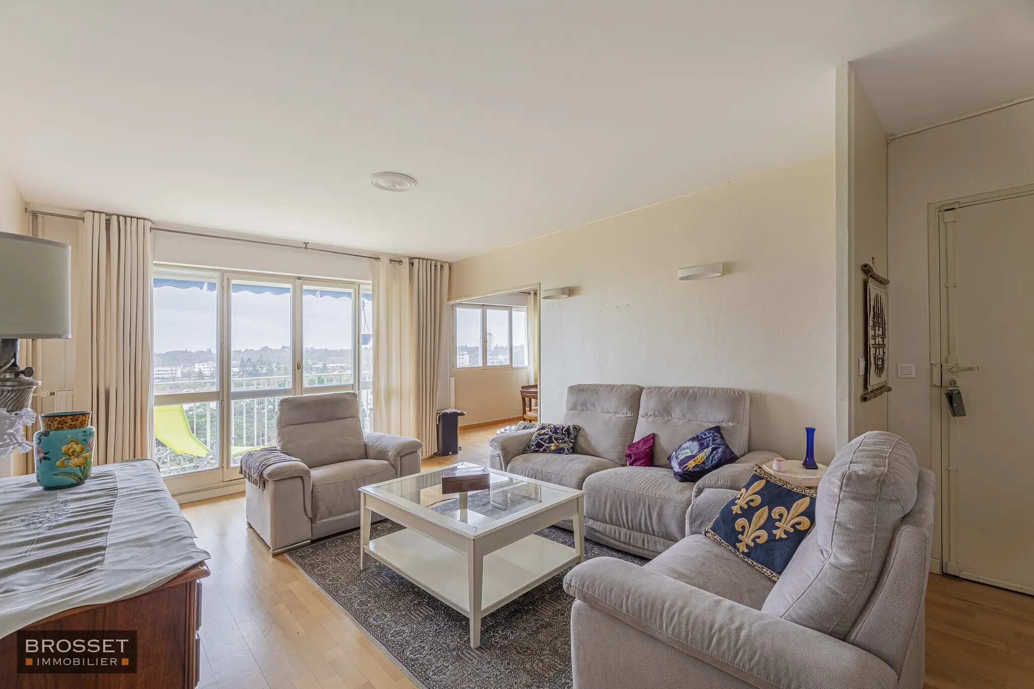Visuel appartement5 pièces 97.84 m2