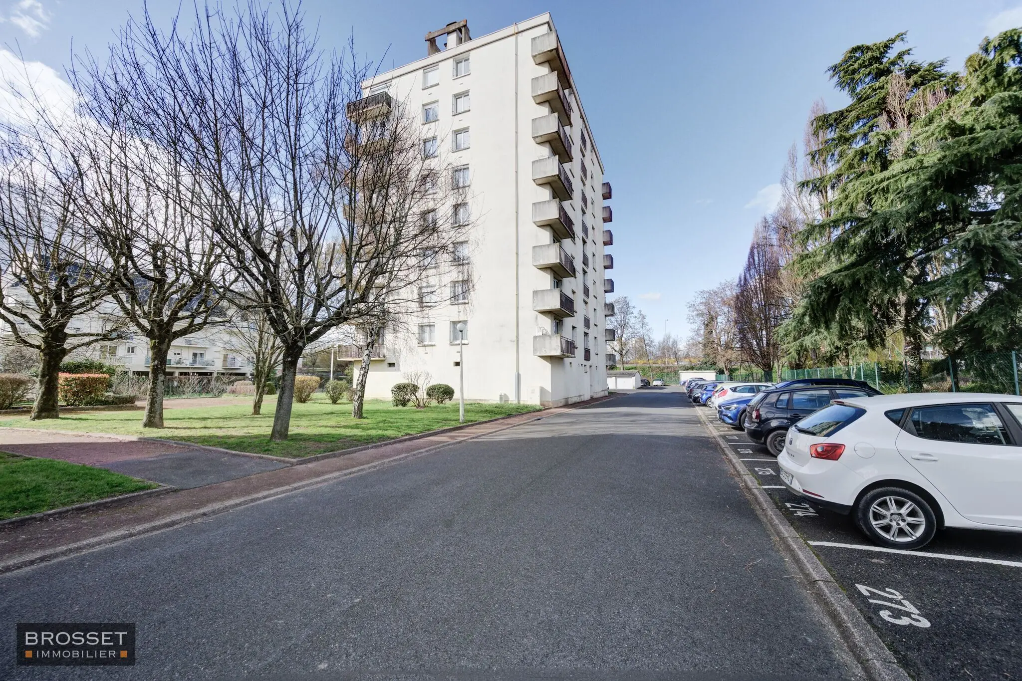 Visuel 11 appartement 2 pièces 47.35 m2 La Riche