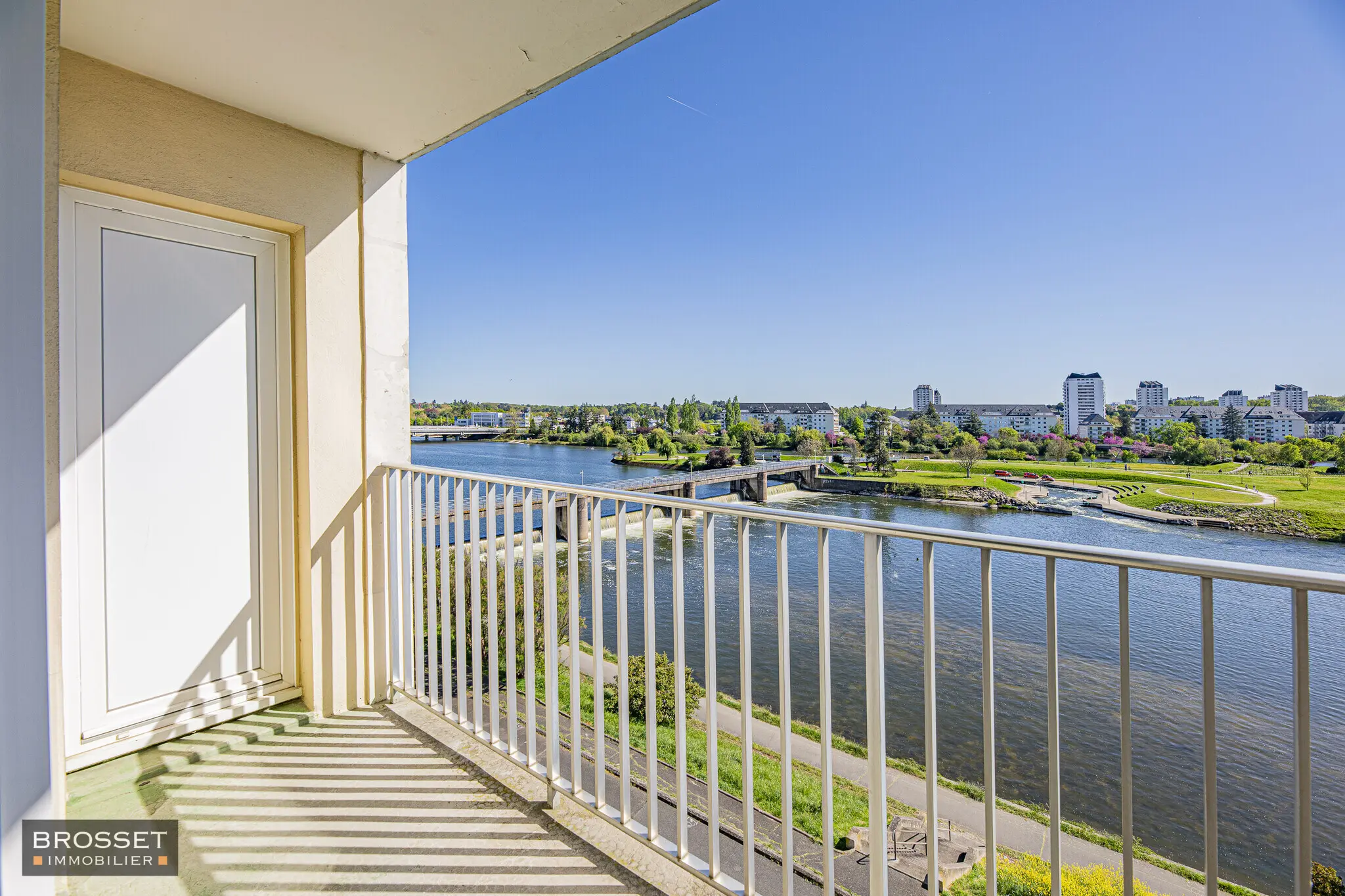 Visuel 13 appartement 5 pièces 91.14 m2 Tours