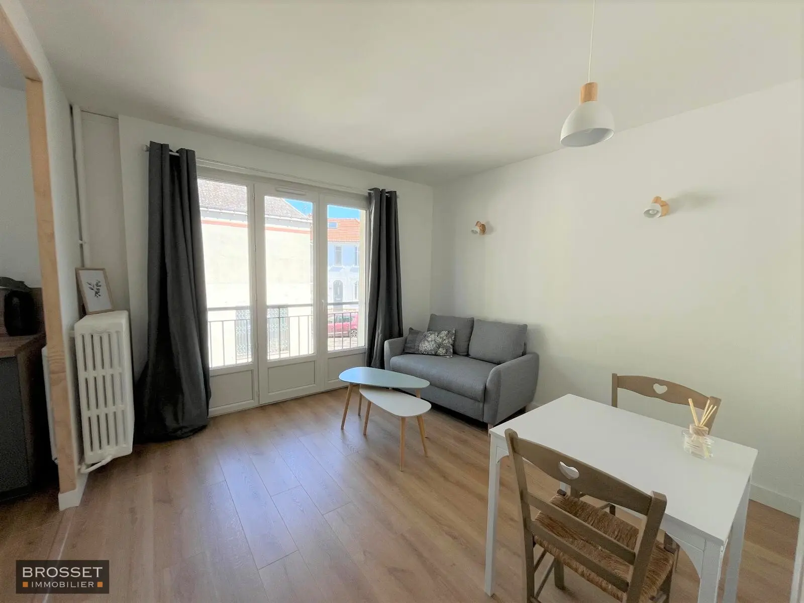 Visuel 2 appartement 1 pièce 33.28 m2 Tours