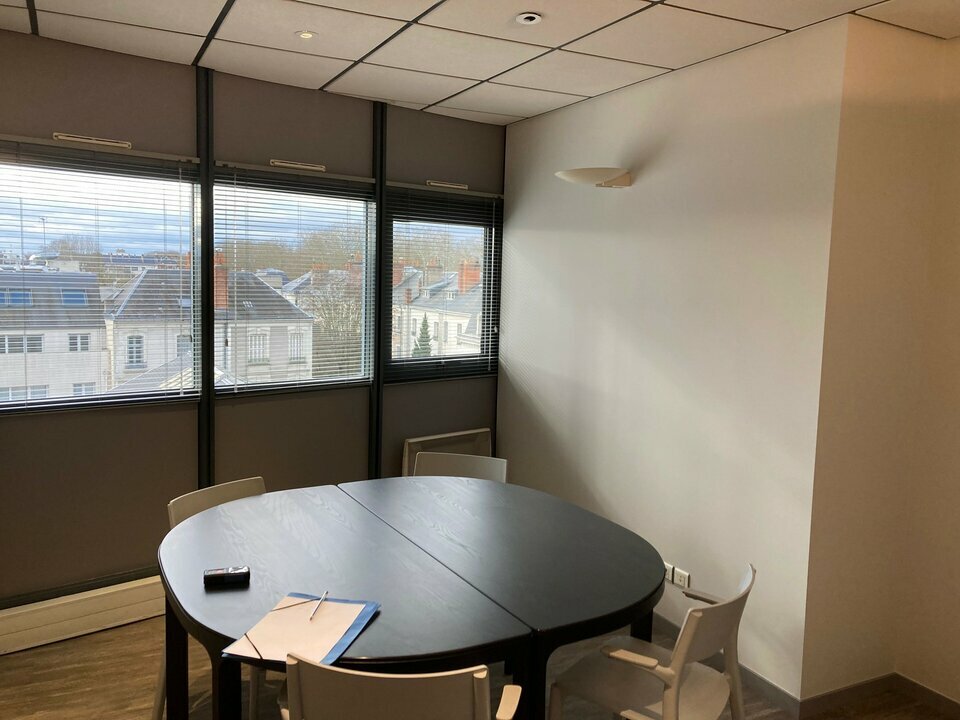 Visuel 3 BUREAUX 77 m2 Tours Visuel 3 BUREAUX 77 m2 Tours