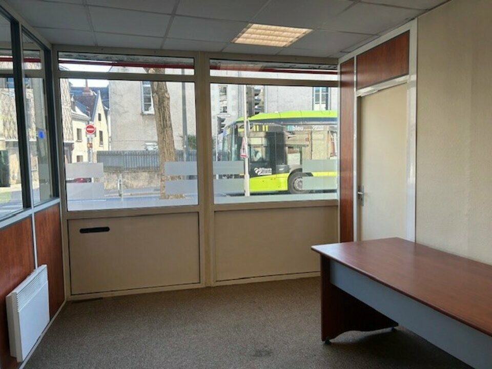 Visuel 4 LOCAL COMMERCIAL 90 m2 Tours