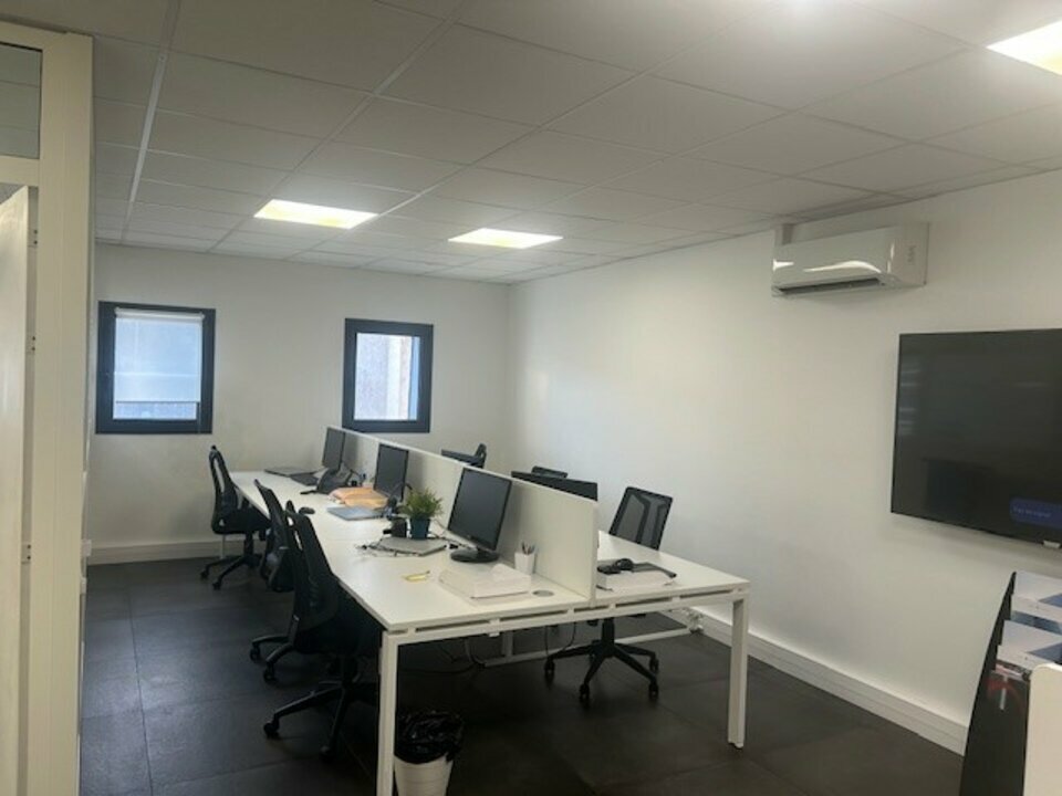Visuel 2 BUREAUX 125 m2 Tours